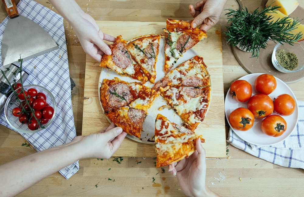 ek snacks pizza